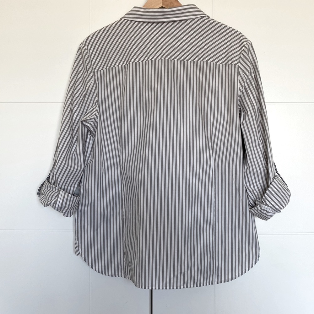 Tommy Hilfiger Women’s Long Sleeve Stripe Gray/white One Left Pocket Size Large - Picture 4 of 4